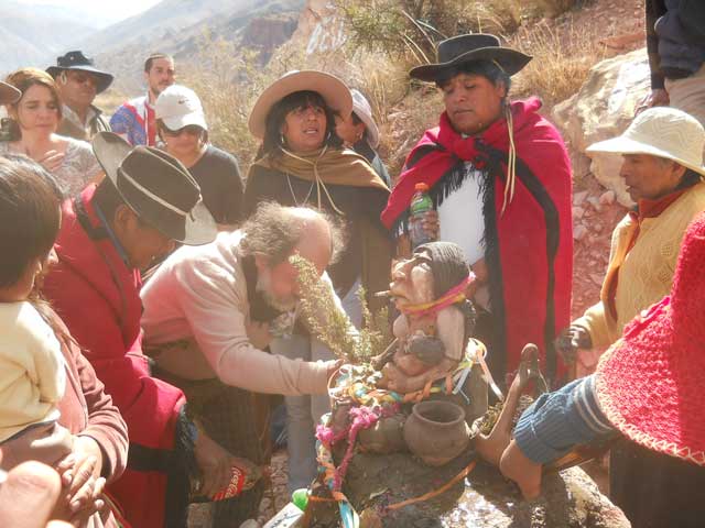 ofrendas pachamama en Juella, Jujuy